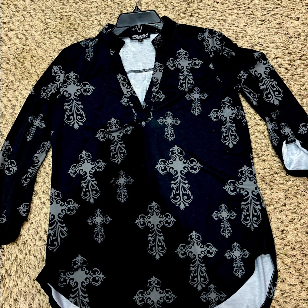 Comfortable black summer shirt with crosses